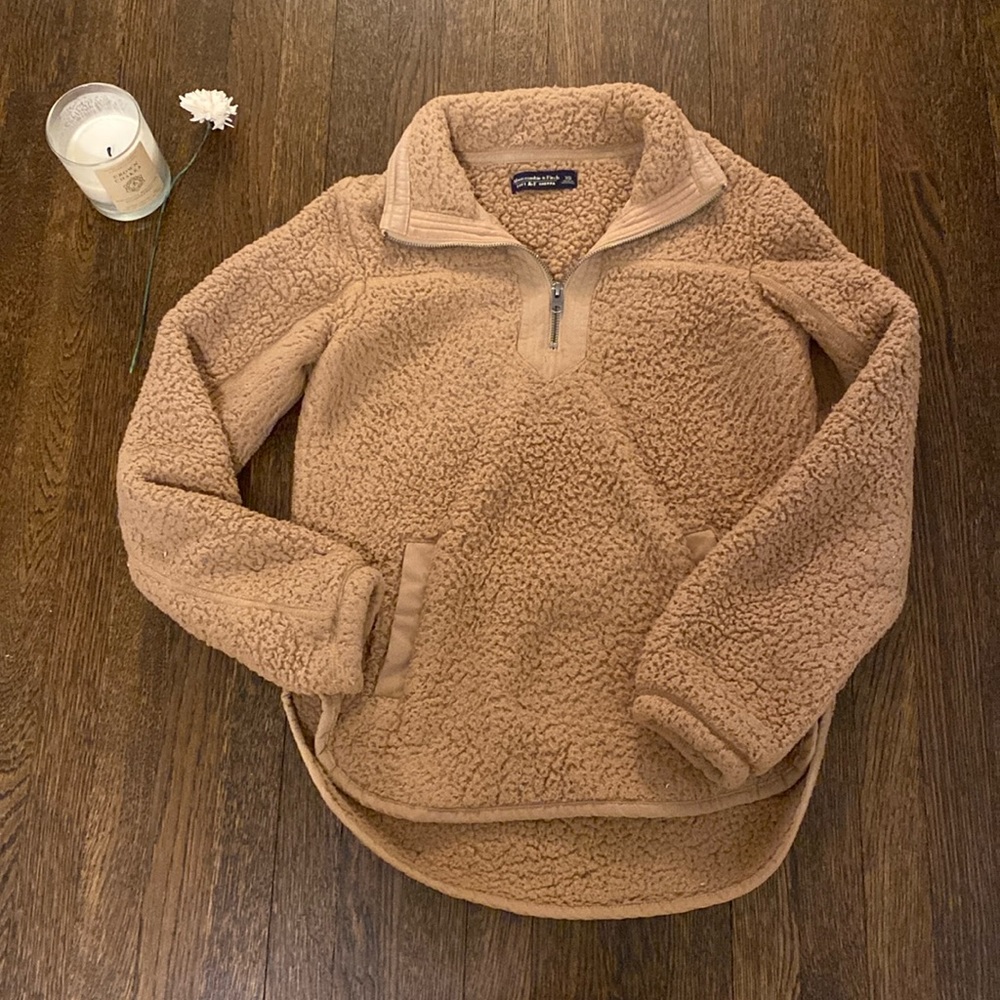 Abercrombie & Fitch Soft A&F Sherpa. Size XS.